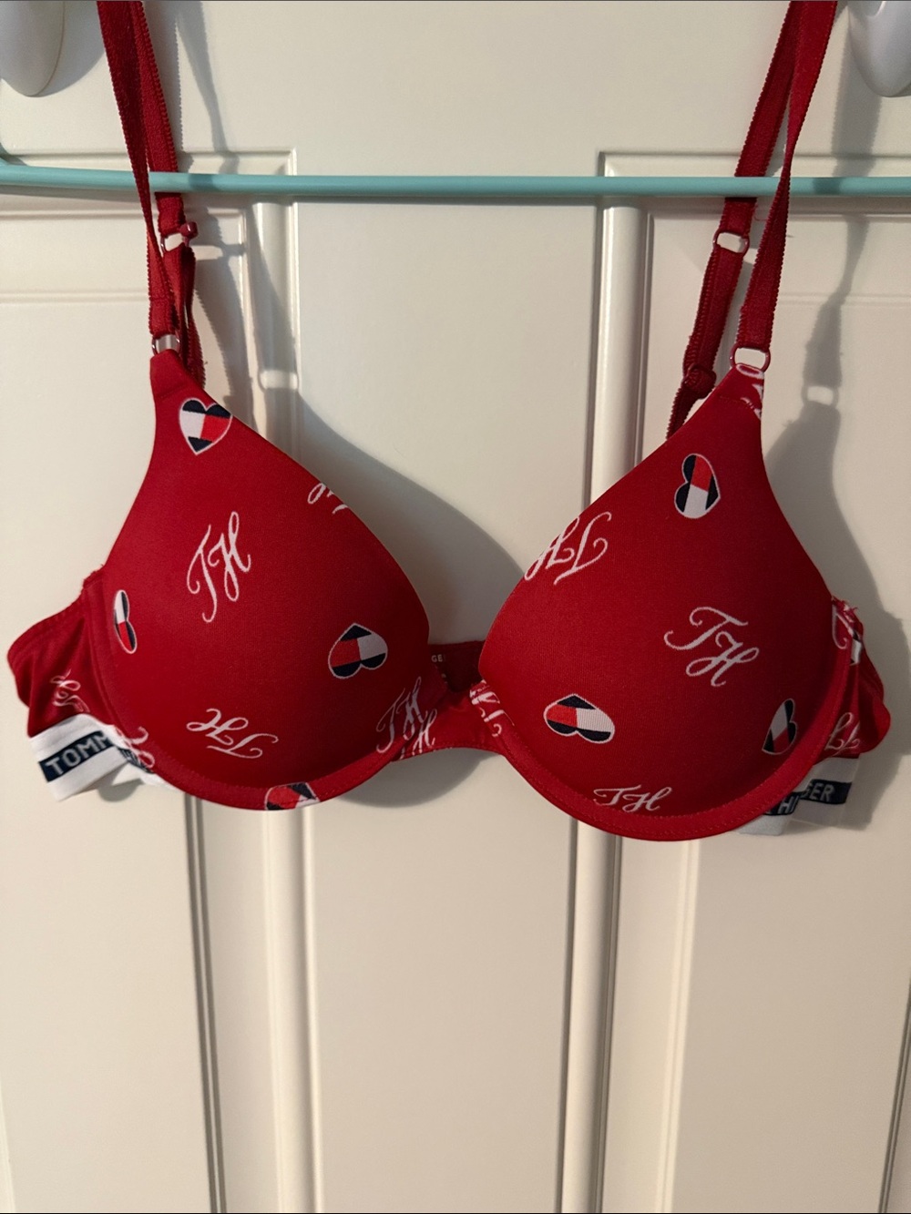 Tommy Hilfiger Red Logo-Print Molded T-Shirt Bra with Heart Motifs